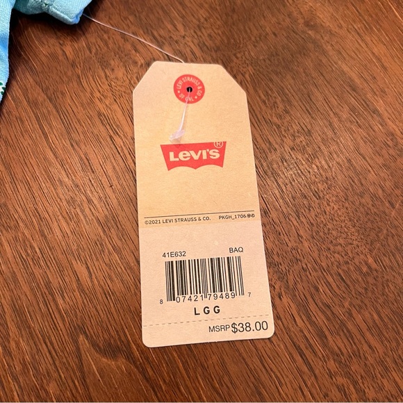 Levi’s Jeans Girls Floral Print Round Neck Short Sleeve Top - Picture 6 of 6